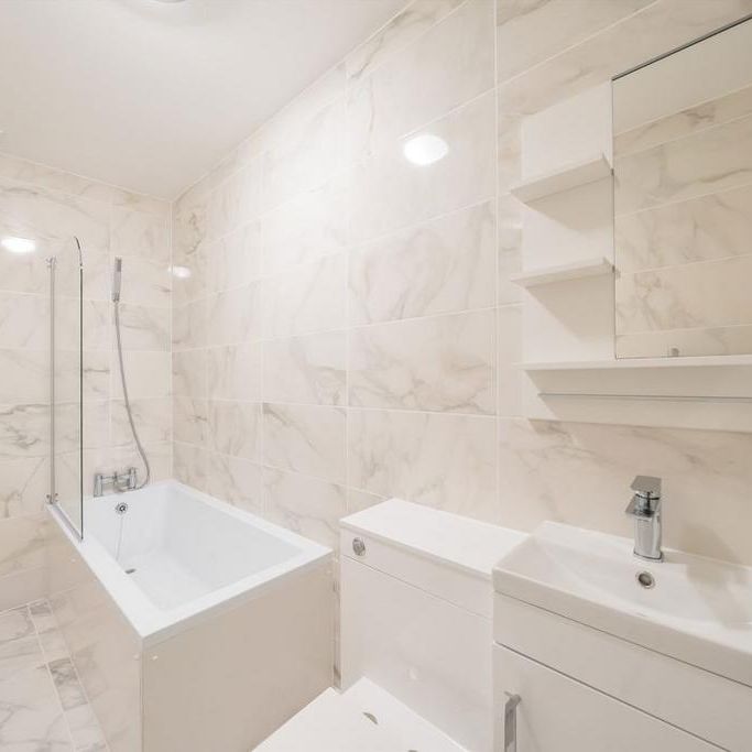 5 bedroom house to rent - Photo 1