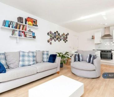 2 bedroom flat to rent - Photo 1
