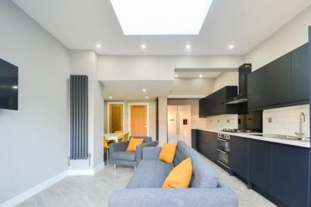 Montpelier Road, Dunkirk, Nottingham, NG7 - Photo 1