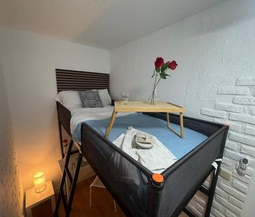 Calle del Marqués de Santa Ana, Madrid, Community of Madrid 28004 - Photo 4