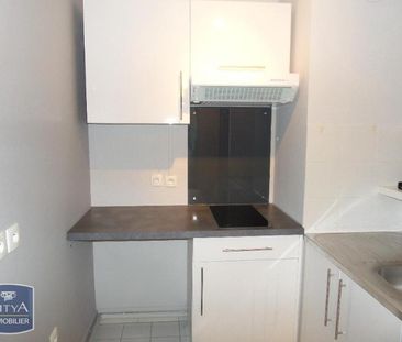 Location Appartement 2 pièces 47m² LILLE 59000 - Photo 2