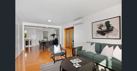 Conveniently Located 3-Bedroom Villa - Walk to River, Easy City Access - Photo 3