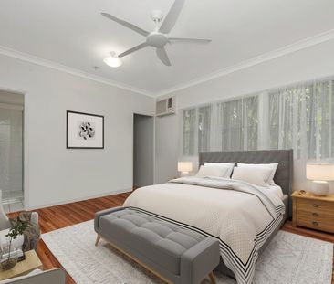 Beautifully Designed High set Home in Railway Estate with Pool, Sol... - Photo 4