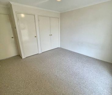 Modern 2 Bedroom Unit - Photo 3
