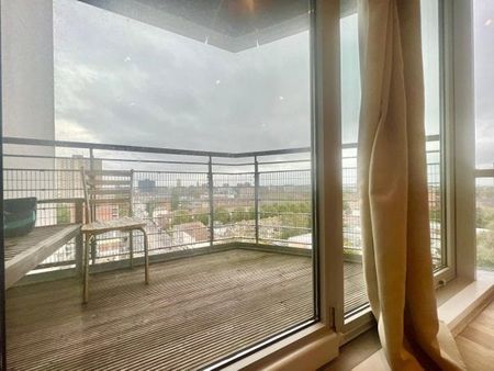 Admiralty Tower, Queen Street - Photo 4