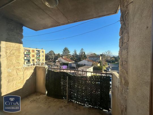 Location Appartement 3 pièces 53m² CARPENTRAS 84200 - Photo 1