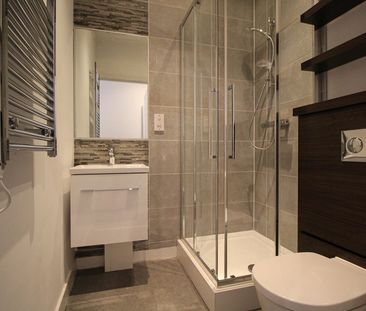 Apt 3, Park Square Residence - Photo 3