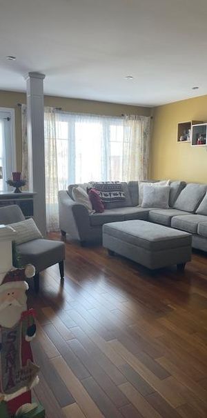 Grand 4 1/2 à Louer! - Photo 1