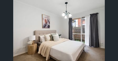 Perfect family proportions in the exclusive 'Croydon Hills' pocket - Photo 4