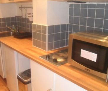 Studio to rent - Photo 3