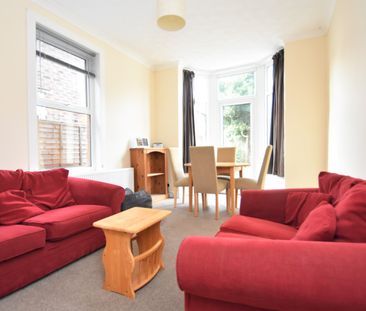 4 bedroom terraced house to rent - Photo 1