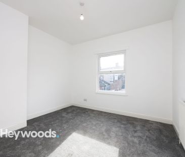 3 bed terraced house to rent in Tintern Street, Stoke-On-Trent, ST1 - Photo 2