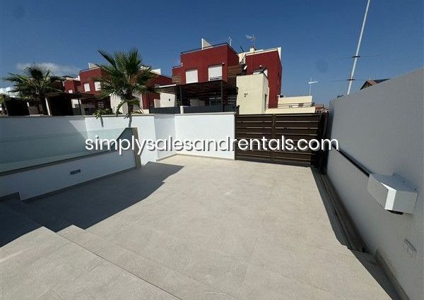 Villa in Algorfa, for rent