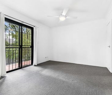 2/7a Ivy Street (enter Via Lander Street), Darlington NSW 2330 - To... - Photo 4