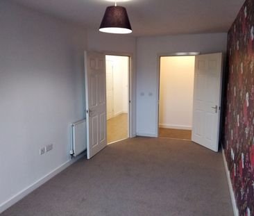2 Bed Flat, Woodall Court, CR0 - Photo 3