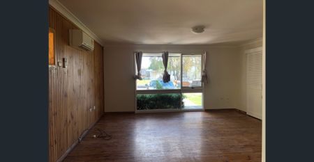 Convenient Location - Photo 2