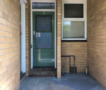 Great Central Location - Photo 3