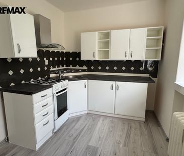 Pronájem bytu 1+1 v osobním vlastnictví 32 m², Kladno - Fotografie 1