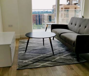 1 Bedroom 1 Bathroom Flat1001 - Photo 2