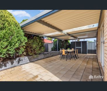 28 Cassia Street, Munno Para West, SA 5115 - Photo 5