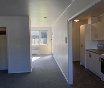 Easy Living - Photo 2