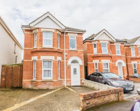 Bournemouth Orcheston Road Charminster, BH8, Dorset - Photo 3