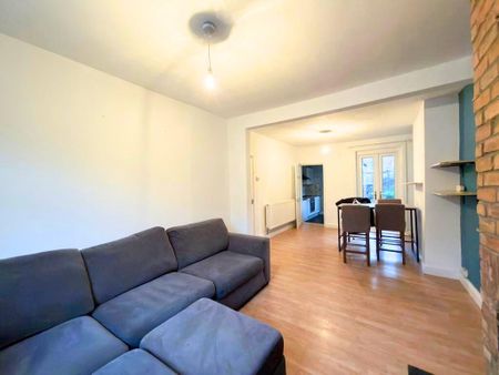 3 bedroom terraced house to rent - Photo 4