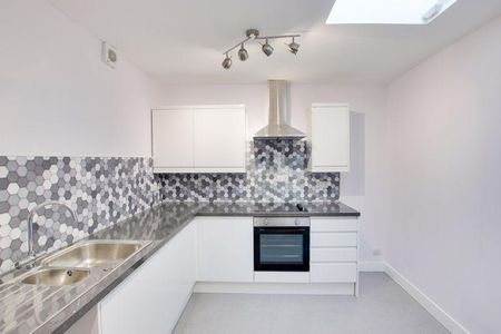 2 bedroom apartment to rent - Photo 3