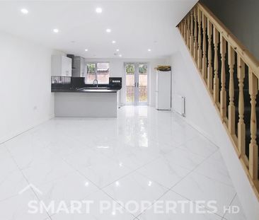 Birkby Hall Road, Huddersfield - Photo 4