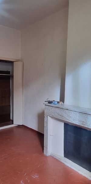 Location Appartement 1 pièce 29m² LAMBESC 13410 - Photo 1