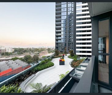 Near New 2 Bedrooms Apartment For Lease - Photo 4