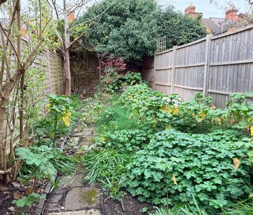 2 Bed House - Photo 6