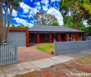 10 Erica Street, Frankston, VIC 3199 - Photo 1