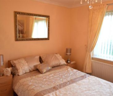 3 bedroom detached house to rent - Photo 5