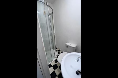 Room in a Shared House, Borough Road, CH42 - Photo 4