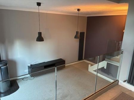 3 bedroom townhouse to rent - Photo 3