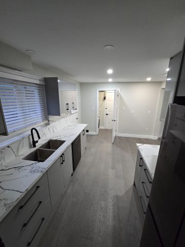 For Lease - 157 Glen Springs Drive Unit# Main Floor, Toronto, Ontario - Photo 4