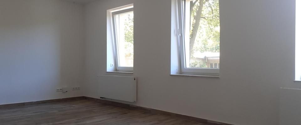 NEU SANIERT! 3R-Wohnung EBK Stellplatz 80 m² ***Vermieter-Bonus 2 Kaltmieten geschenkt*** - Foto 1