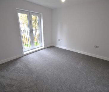 3 bedroom detached house to rent - Photo 2