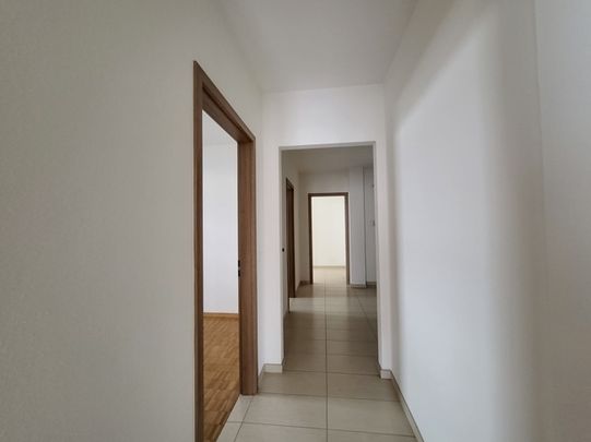 4.5 rooms +2 acc, Renovated - Photo 1