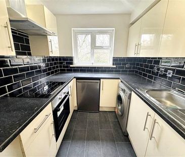 1 bedroom flat to rent - Photo 6