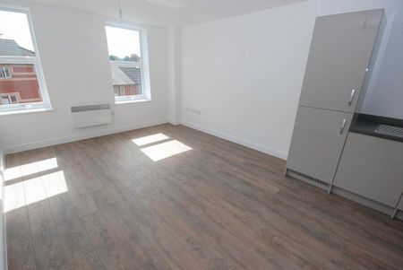 1 bedroom apartment to rent - Photo 4