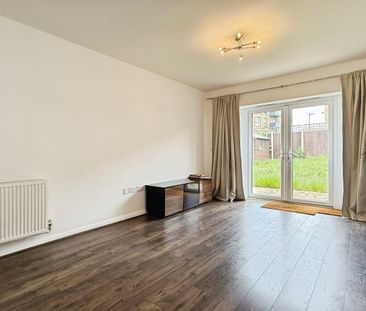 Detached House to rent - Pinnacle Hill, Bexleyheath, DA7 - Photo 6