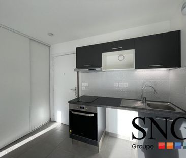 T2 AVEC JARDIN + 1 PARKING - Photo 1