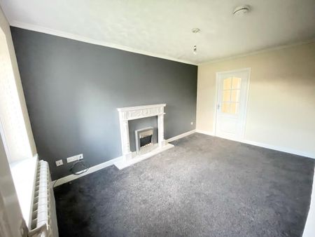 2 bedroom semi-detached house to rent - Photo 2