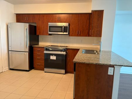 For Lease - 215 Sherway Gardens Road Unit# 2301, Toronto, Ontario - Photo 2