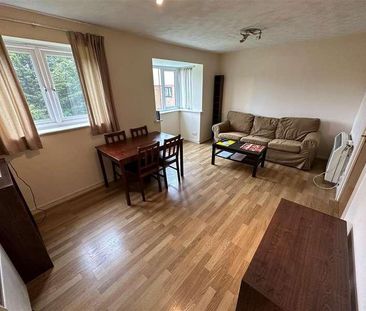 Moray Close, Edgware, HA8 - Photo 1