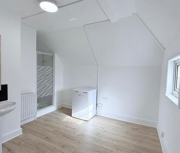 House share to rent - Photo 1