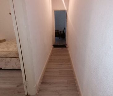 2 Bed Terraced House, Marshall Street, LE3 - Photo 4