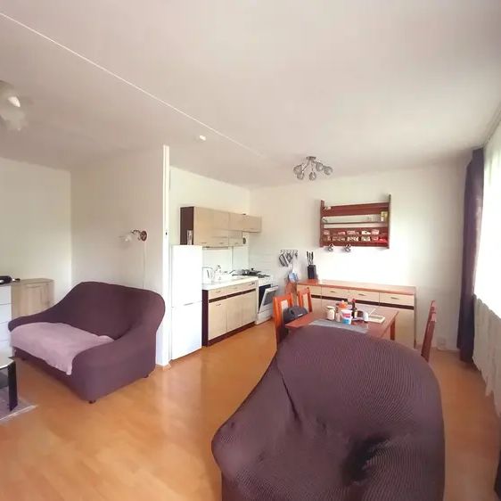 Pronájem bytu 3+kk s lodžií na Praze 8, ul. U Sluncové, po rekonstrukci, 2 neprůchozí pokoje - Фото 1